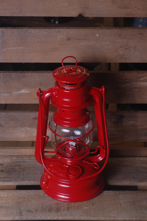Feuerhand lantern in Fire Red