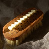 Nail brush