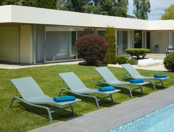 Alizé sunloungers in Steel Grey