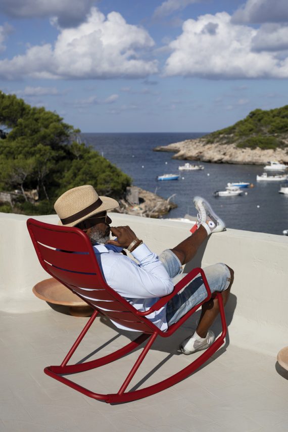 Luxembourg rocking chair in Poppy