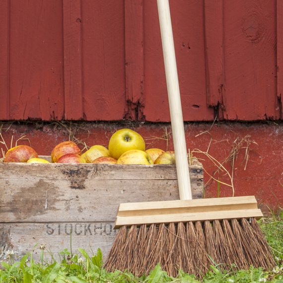 Garden broom