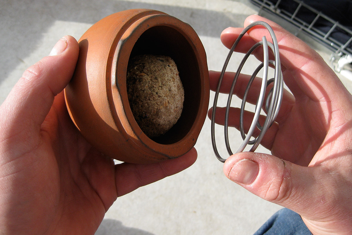 Belle birdfeeder Belle birdfeeder