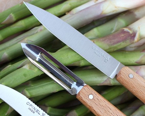Opinel Kitchen Essentials knife set in natural