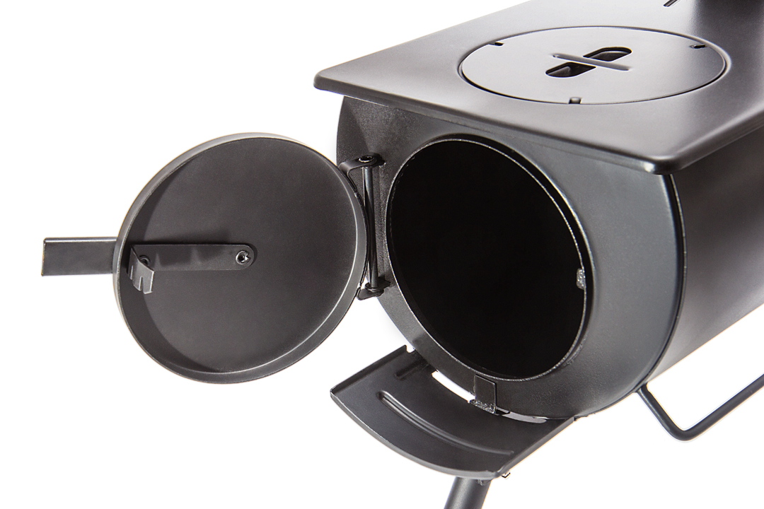 Below the door to the Loki stove is an ash catcher Below the door to the Loki stove is an ash catcher