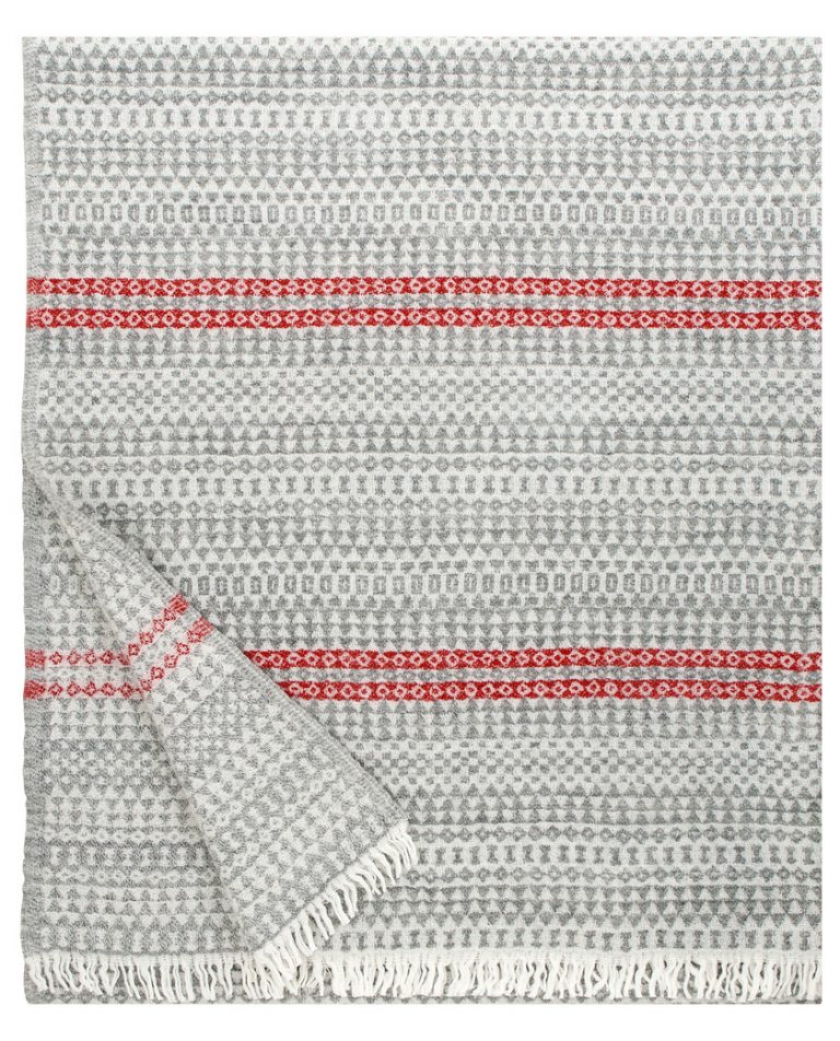 Aino blanket in Grey & Red