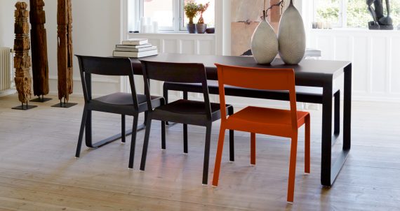 Bellevie table, Bellevie bench and Bellevie chairs