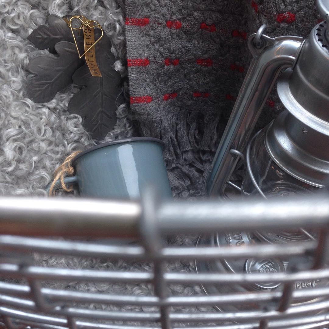 Korbo basket, enamel mug, Fueurhand lantern, Gotland sheepskin, Viima blanket Korbo basket, enamel mug, Fueurhand lantern, Gotland sheepskin, Viima blanket