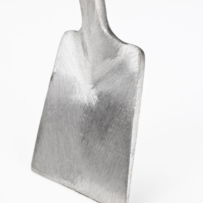 Hand hoe by Sneeboer