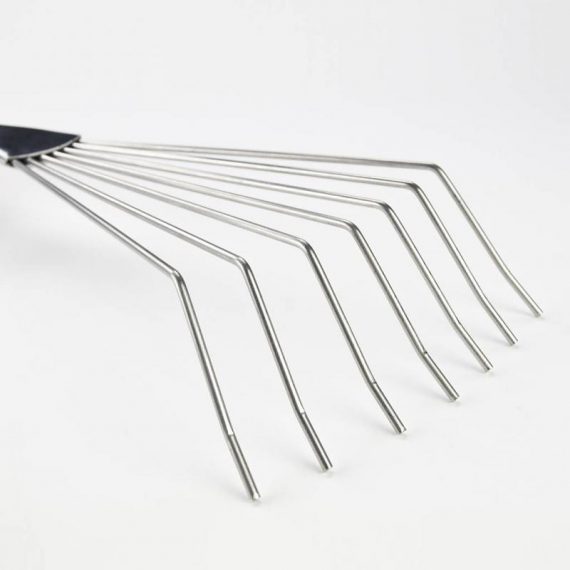 Flexible tine hand rake by Sneeboer