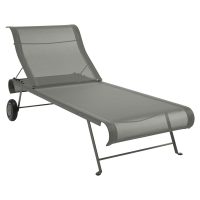 Dune sunlounger in Rosemary