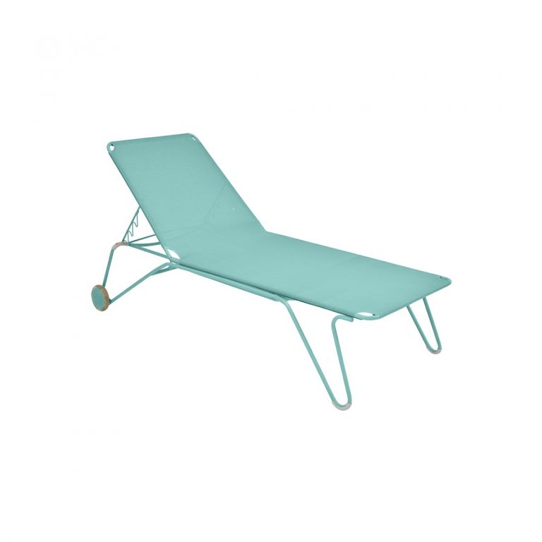Harry sunlounger in Lagoon Blue
