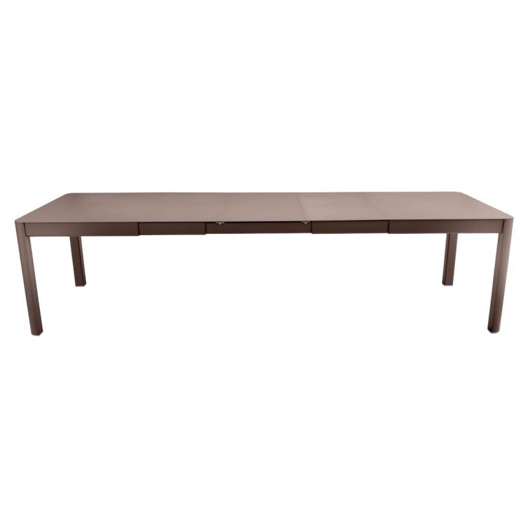 Ribambelle extending table with three extensions in Russet