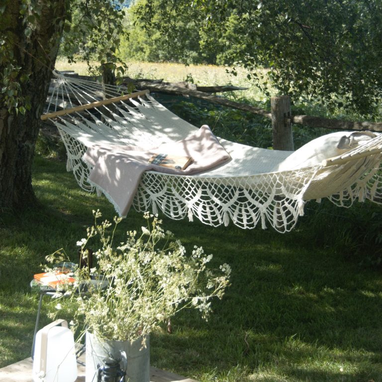 Fringed cotton hammock