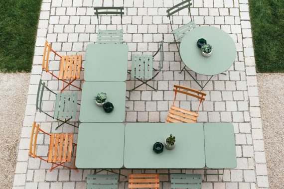 Bistro tables, Bistro metal chairs and Bistro natural chairs