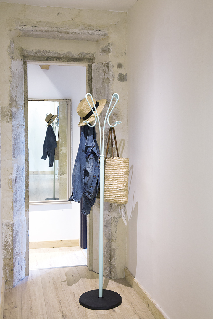 Accroche Coeurs coat and hat stand in Ice Mint