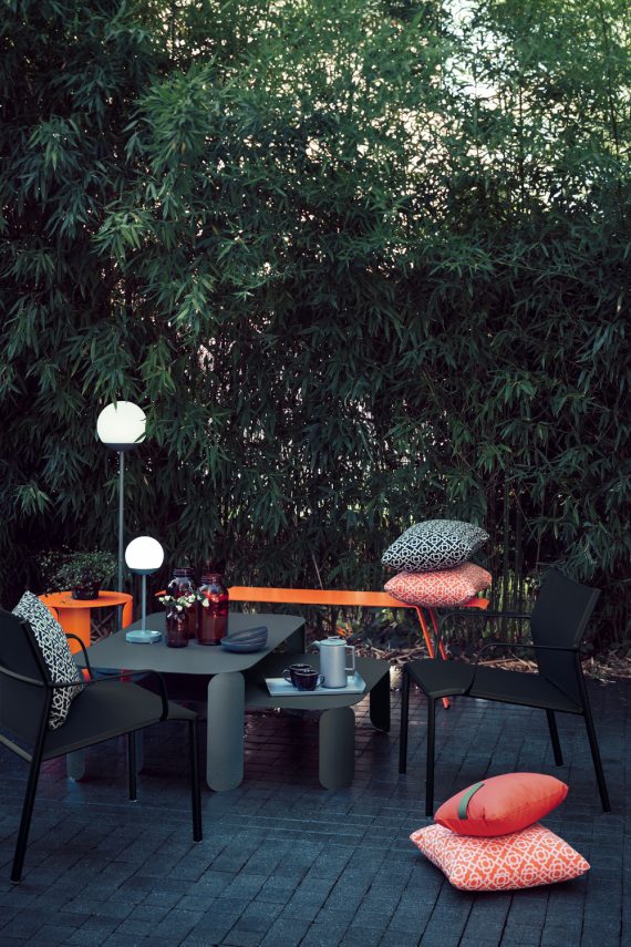 Cadiz low armchairs, Bebop side tables and Origami bench