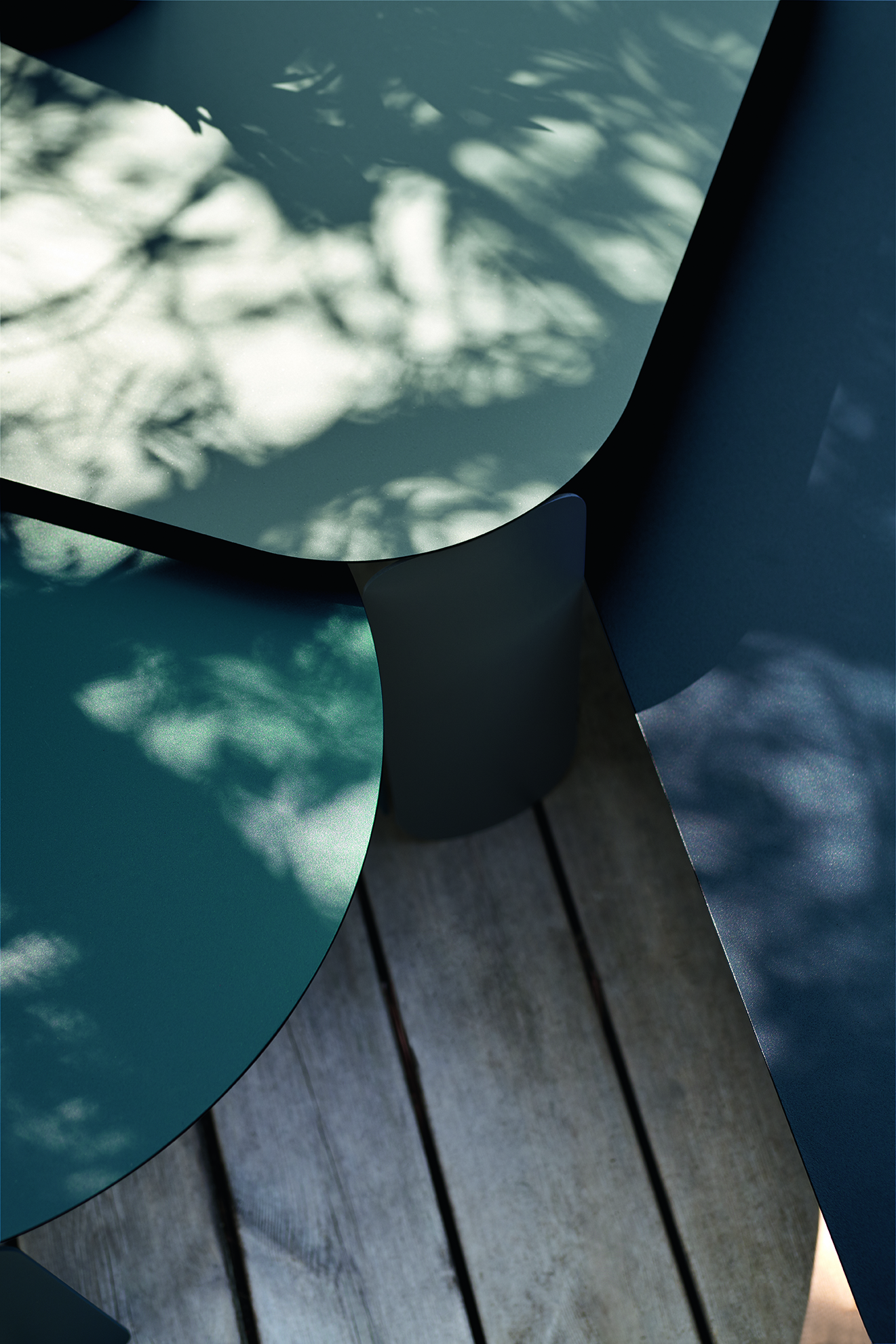 BEBOP_BLEU_ACAPULCO_OCEAN_LOVERS_ALBUM2020_SEBASTIEN_EROME Bebop tables in Acapulco Blue