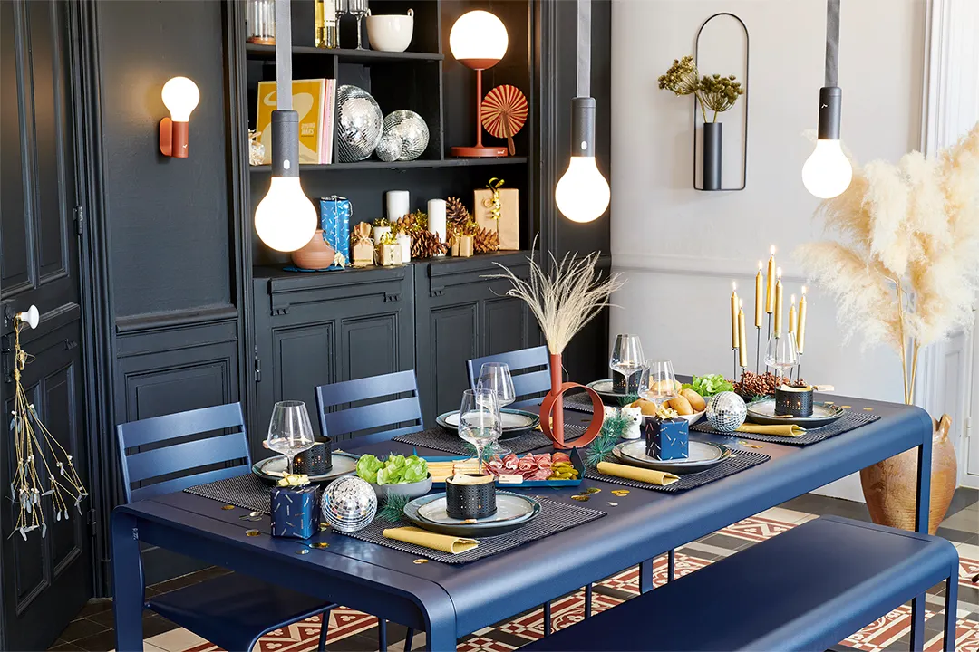 Bellevie table 196 cm × 90 cm, with storage, Facto chairs, and Bellevie bench, in Deep Blue Bellevie table 196 cm × 90 cm, with storage, Facto chairs, and Bellevie bench, in Deep Blue